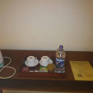 Pensión Mercuryfm 103 - 3, Colombo